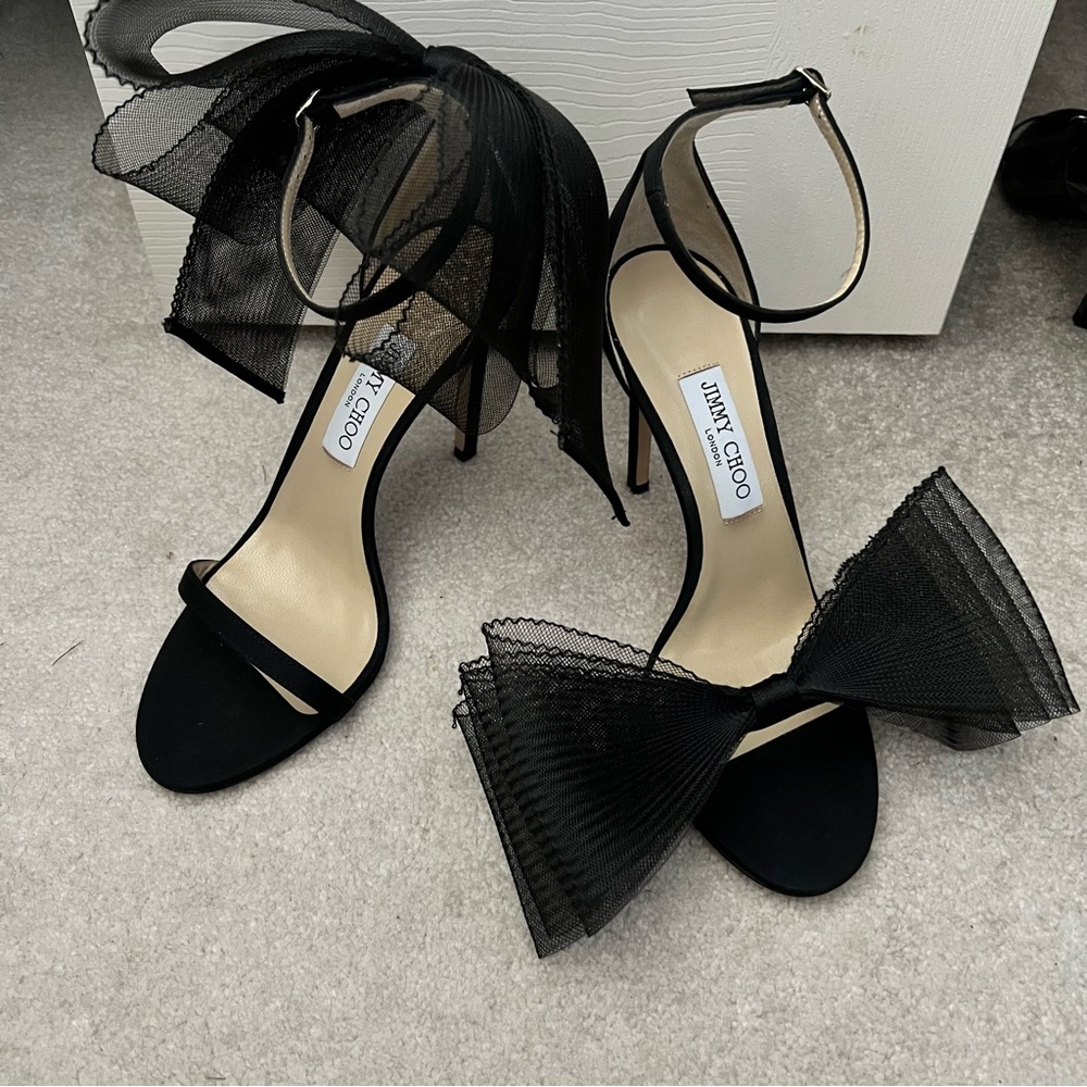 Jimmy Choo Aveline Bow Heels 100 MM Black NWOT